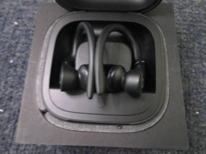 lot 66 image: Beats by Dr. Dre PowerBeats Pro Tot...