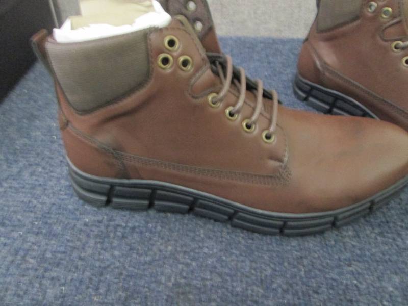 lot 104 image: Romario Mens Shoes in Coffee Size ...