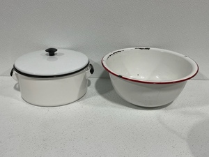 Enamel Pot and Bowl