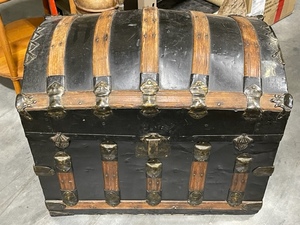 Vintage Trunk