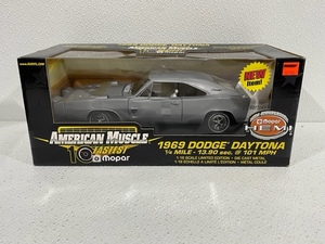 ERTL 1969 Dodge Charger Daytona