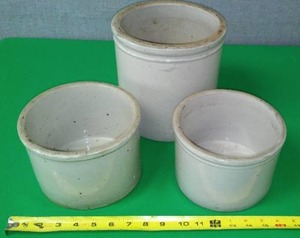 lot 75 image: 3 Crocks  All Very Nice.