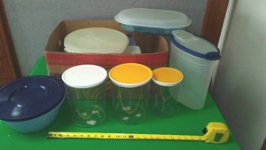lot 77 image: Rubbermaid, Tupperware & More