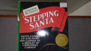 lot 121 image: Stepping Santa - Target Collectible 1994
