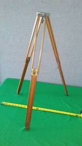 lot 136 image: Vintage wood Tripod