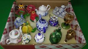lot 171 image: Miniatures  Tea Pots etc.