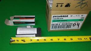 lot 255 image: Sylvania Halogen Quartz E 11 (case of 12)