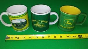 lot 253 image: 3 John Deere Mugs