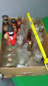 lot 257 image: Vintage & Antique Bottles.