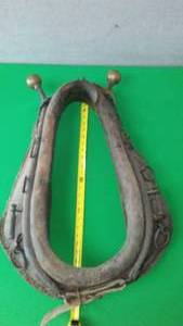 lot 261 image: Horse Hames & Collar