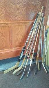 lot 315 image: 9 wood hockey sticks - see pics