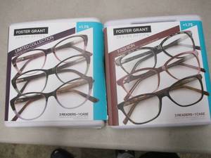 Foster Grant Reading Glasses see a...