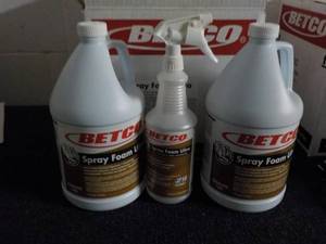 2 Gallon Jugs Betco Spray Foam Ultr...
