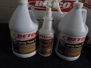 2 Gallon Jugs Betco Spray Foam Ultr...
