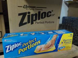 Case of 12 Boxes Ziploc Perfect Por...