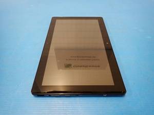 Samsung&nbsp700T XE700T1A Tablet  4GB of built in storage  NO HD  4GB RAM  power button damaged  no cables included
