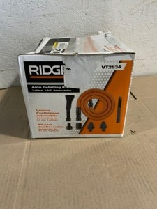 lot 11 image: RIDGID 1-14 in. Premium Car Cleaning Accessory Kit for RIDGID WetDry Shop Vacuums. See Pictures
