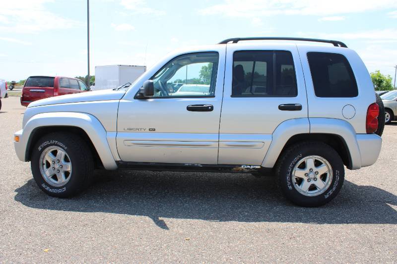 lot 14 image: 2003 Jeep Liberty Limited - 4X4