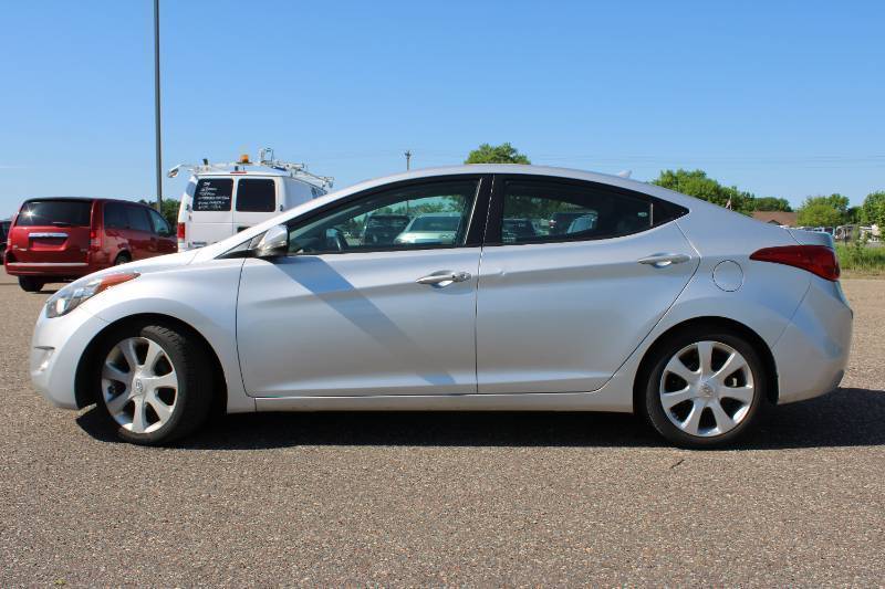 lot 4A image: 2011 Hyundai Elantra GLS Limited - 2 OWNERS