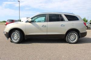 lot 15 image: 2010 Buick Enclave CX