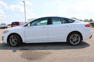 lot 2A image: 2020 Ford Fusion SEL - 32,791 MILES