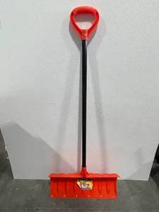 NEW Snow Pusher Shovel