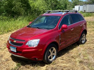 lot 2 image: 2012 Chevrolet Captiva LT