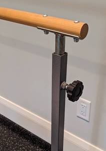 lot 60 image: GoFit Workout Barre