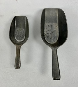 lot 74 image: Scoop It & Shake It Vintage Glass and Metal Shakers, Scoops, & Ice Cream Scoop