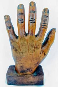 lot 117 image: Vintage Carved Wooden Open Hand Sculpture by Harry Bystrom- Folk Art