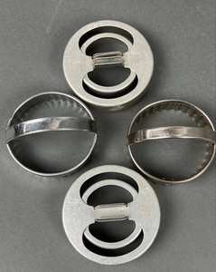 lot 58 image: Great Collection of Vintage Cookie Cutters