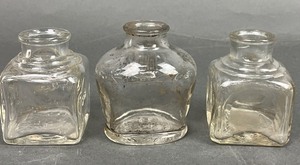 lot 146 image: Collection of Antique Glass Ink Wells - Sanford, Shaeffer and Red Handled Fountain Pens