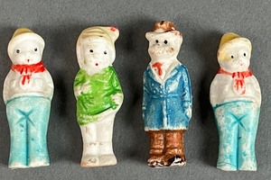 lot 48 image: Twelve Antique Miniature Japanese Bisque Dolls & Animals
