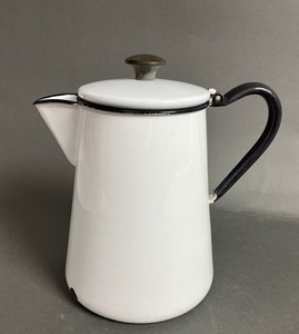 lot 112 image: Vintage White Enamel Coffee Pot & Double Boiler