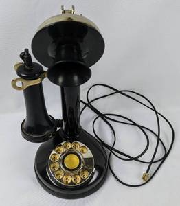 lot 190 image: Deco Tel Candlestick Phone