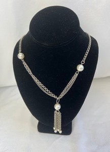 lot 277 image: Vintage Costume Jewelry