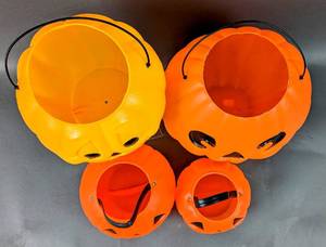 lot 251 image: Four Vintage Blow Mold Halloween Pumpkin Pails