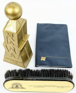 lot 238 image: Collectible Vintage Advertising and Promotional Items - Twin Cities and Milwaukee