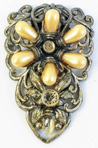 lot 288 image: Vintage Glam Three Dress Clip Style Brooches and Two French Steel Cut Button Covers