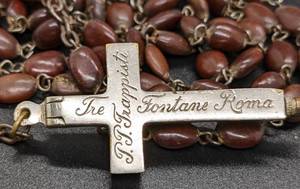 lot 305 image: Vintage Reliquary Rosary from Tre Fontane Roma Trappists - Relic Holder Lignum M. Olivarum