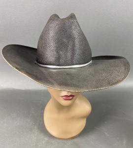 lot 323 image: Two Vintage Cowboy Hats - Black Stetson & Brown Bailey