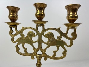 lot 329 image: Vintage Lion of Judea Shabbat Sabbath 3 Light Candelabra 13 Inches Tall