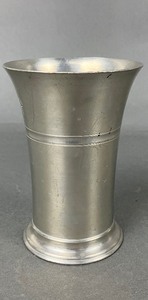 lot 366 image: Vintage Set of 9 Pewter Meeuws & Zoon Den Haag Cups - Made in Holland