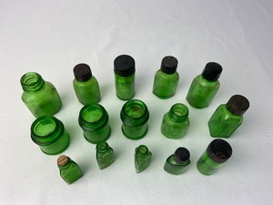 lot 399 image: 15 Antique Green Glass Bottles
