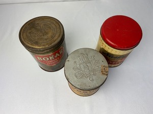 lot 404 image: Three Vintage Coffee & Tobacco Tins