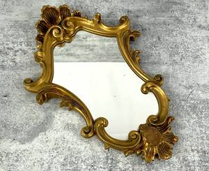 lot 265 image: Vintage Italian Hollywood Regency Gold Gilt Mirror