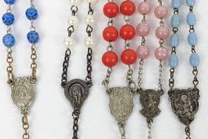lot 371 image: Colorful Vintage Rosaries - 5 Five-Decade and 5 Chaplets with Guardian Angel  St. Anne  Miraculous Medals, More