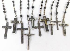 lot 363 image: Large Lot of 20 Vintage Black-Bead Rosaries