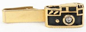 lot 438 image: Playful SWANK Vintage Camera Tie Clip and Cuff Links