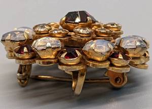 lot 554 image: Gorgeous Vintage Garnet and Opal with Rhinestones Pendant Brooch
